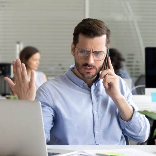 Copy of Conversation with Ai AGENT Video Raw (1080 x 1080 px)